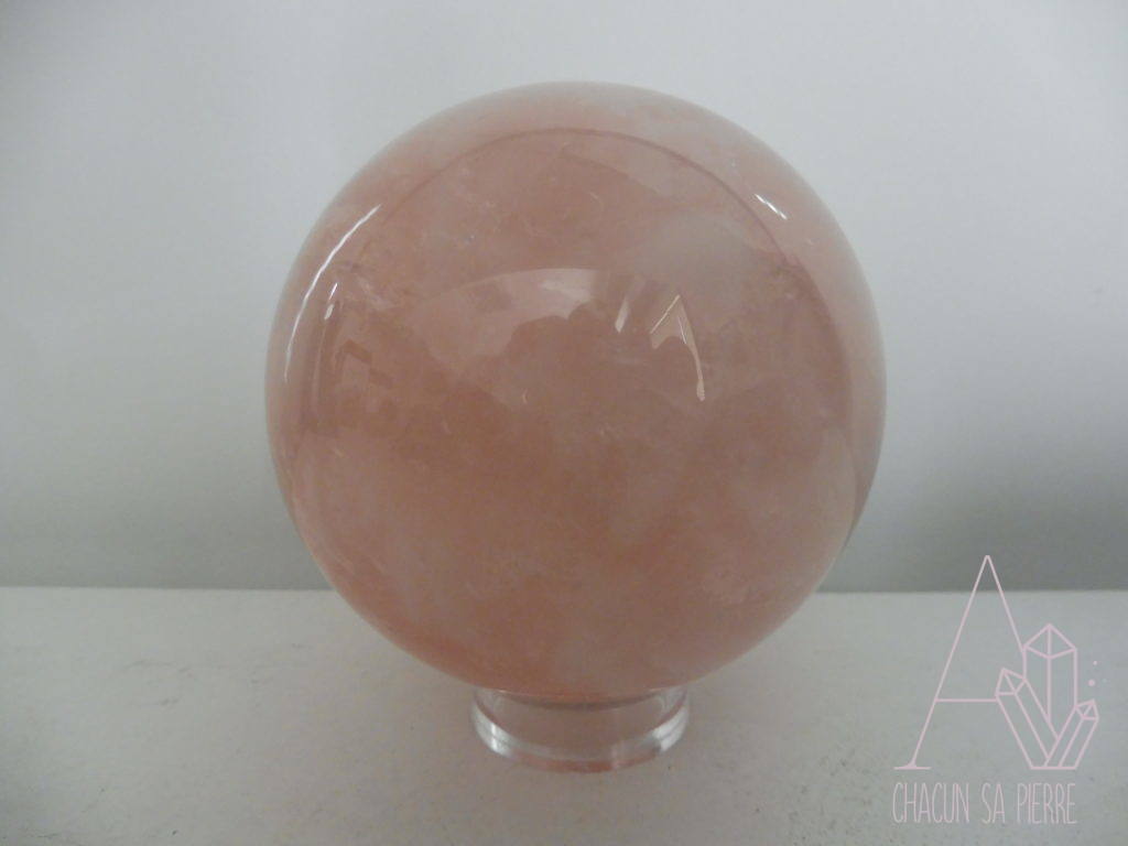 Quartz Rose Boule 7 8cm A Chacun Sa Pierre